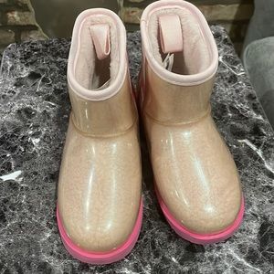 Winter boots good for snow and rain